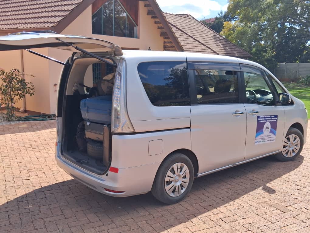 Toyota Noah Exterior